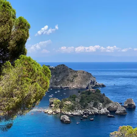 Pino Marino * Giardini-Naxos